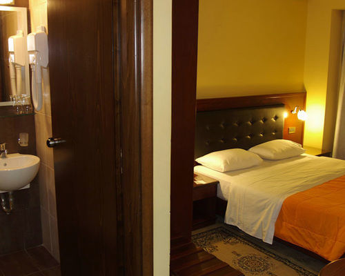 Hotel Filoxenia Chrissi Akti Chania Exterior foto