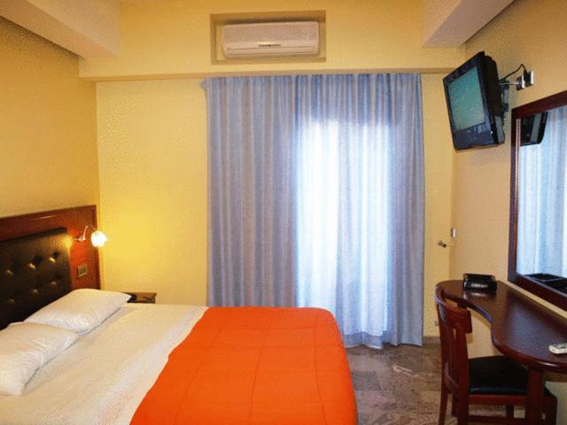 Hotel Filoxenia Chrissi Akti Chania Exterior foto